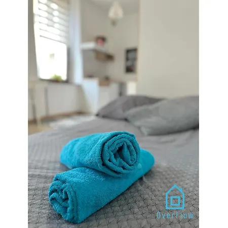 Queem 10 Min To Old Town Appartement